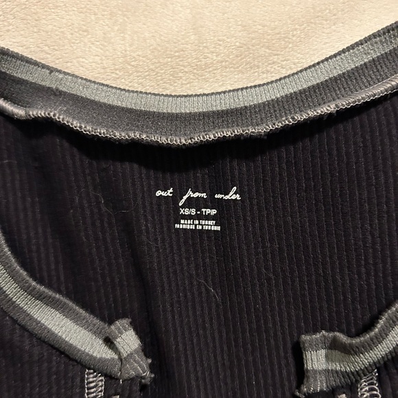 urban tank top - Picture 4 of 4